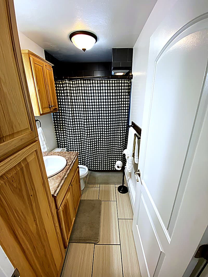 Unit 1 — photo 3