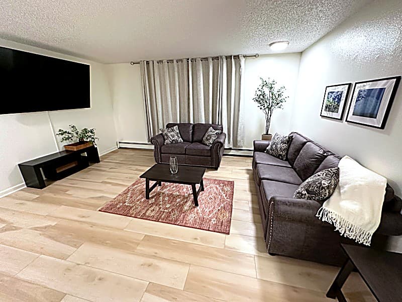 Unit 3 — main photo