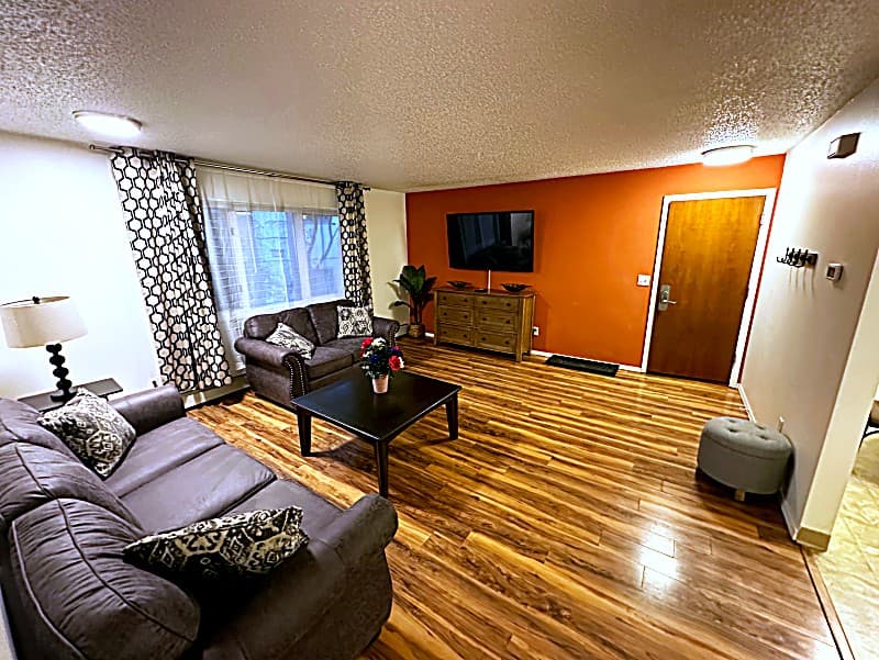 Unit 2 — main photo